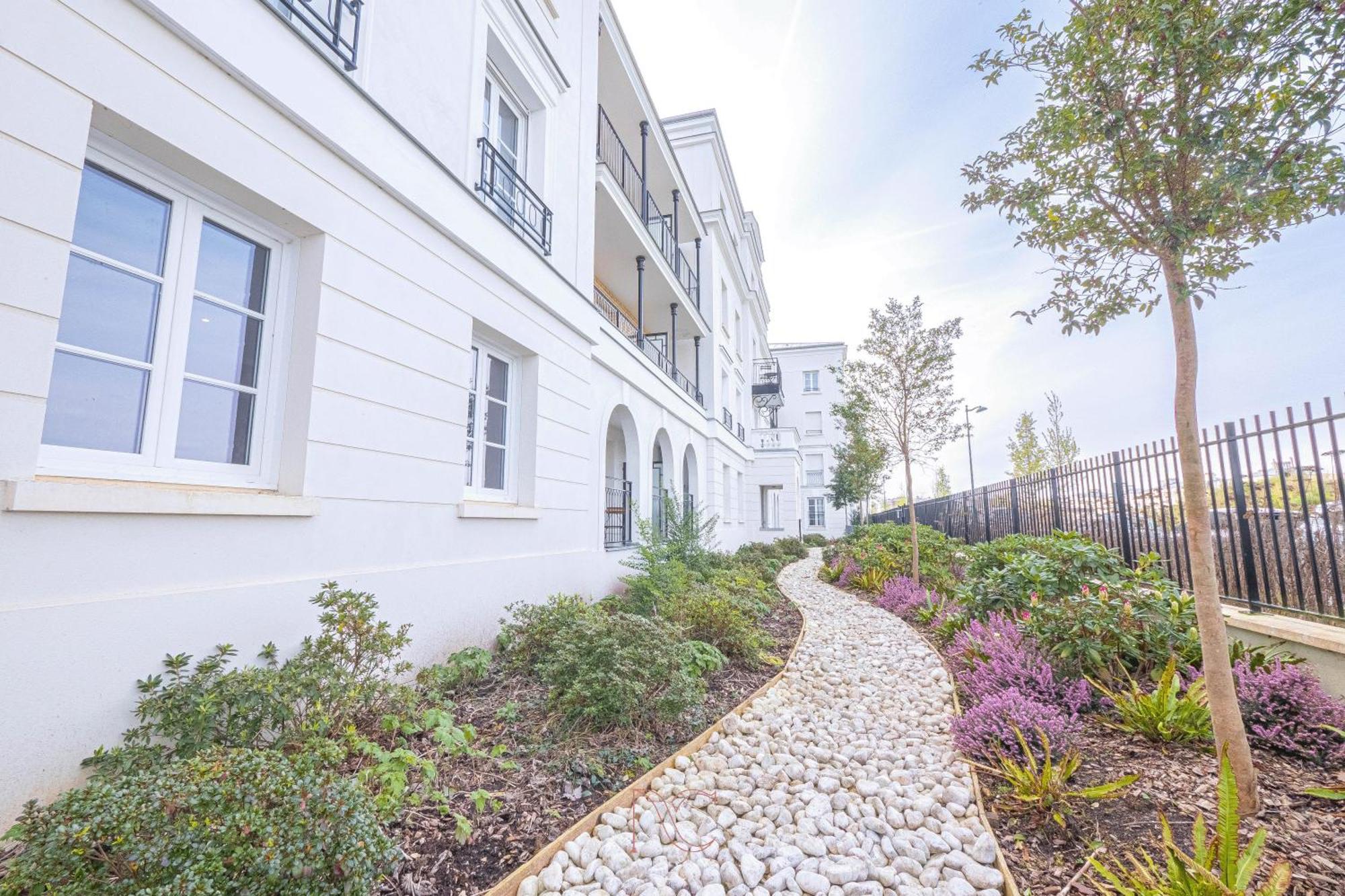 *Disneyland-Paris* Studio, 2Pers, Parking, Wifi 塞里斯 外观 照片